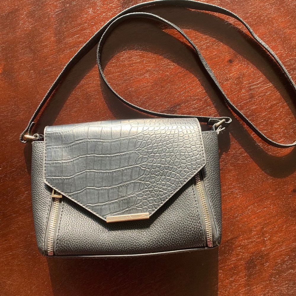 Black Crossbody